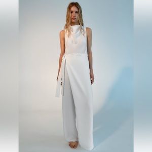 New white zara jumpsuit - never worn LARGE
